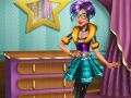Logħba Tris: Id-dress għad-doll fuq il-pasarella onlajn