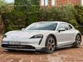 Logħba Porsche Taycan 4S Puzzles Kross onlajn