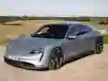 Logħba Porsche Taycan Turbo S onlajn Logħba Porsche Taycan Turbo S onlajn