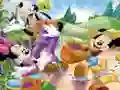Logħba Id-Dar tal-Klabb Mickey onlajn