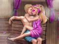 Logħba Super Doll Sauna Flirting onlajn