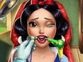 Logħba Snow White Dentist Reali onlajn