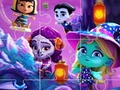 Logħba Super Monster Halloween Puzzle onlajn